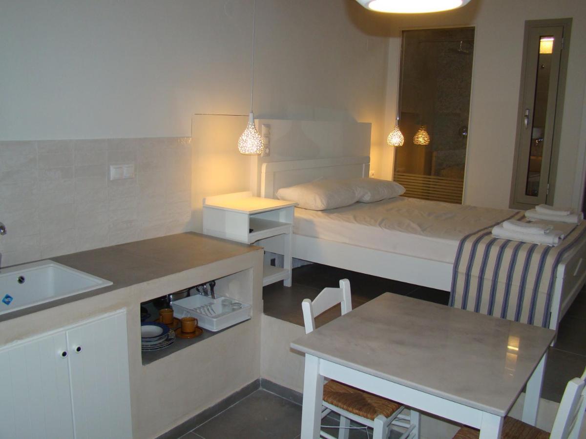 Efi'S Apartments Plaka  Экстерьер фото