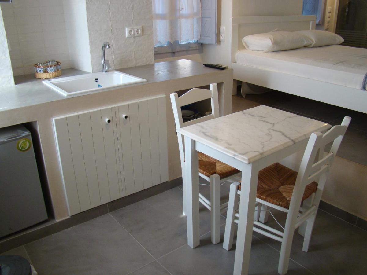 Efi'S Apartments Plaka  Экстерьер фото