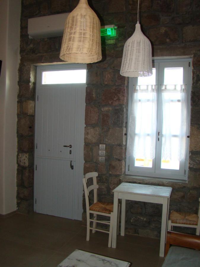 Efi'S Apartments Plaka  Экстерьер фото
