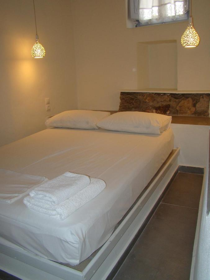 Efi'S Apartments Plaka  Экстерьер фото